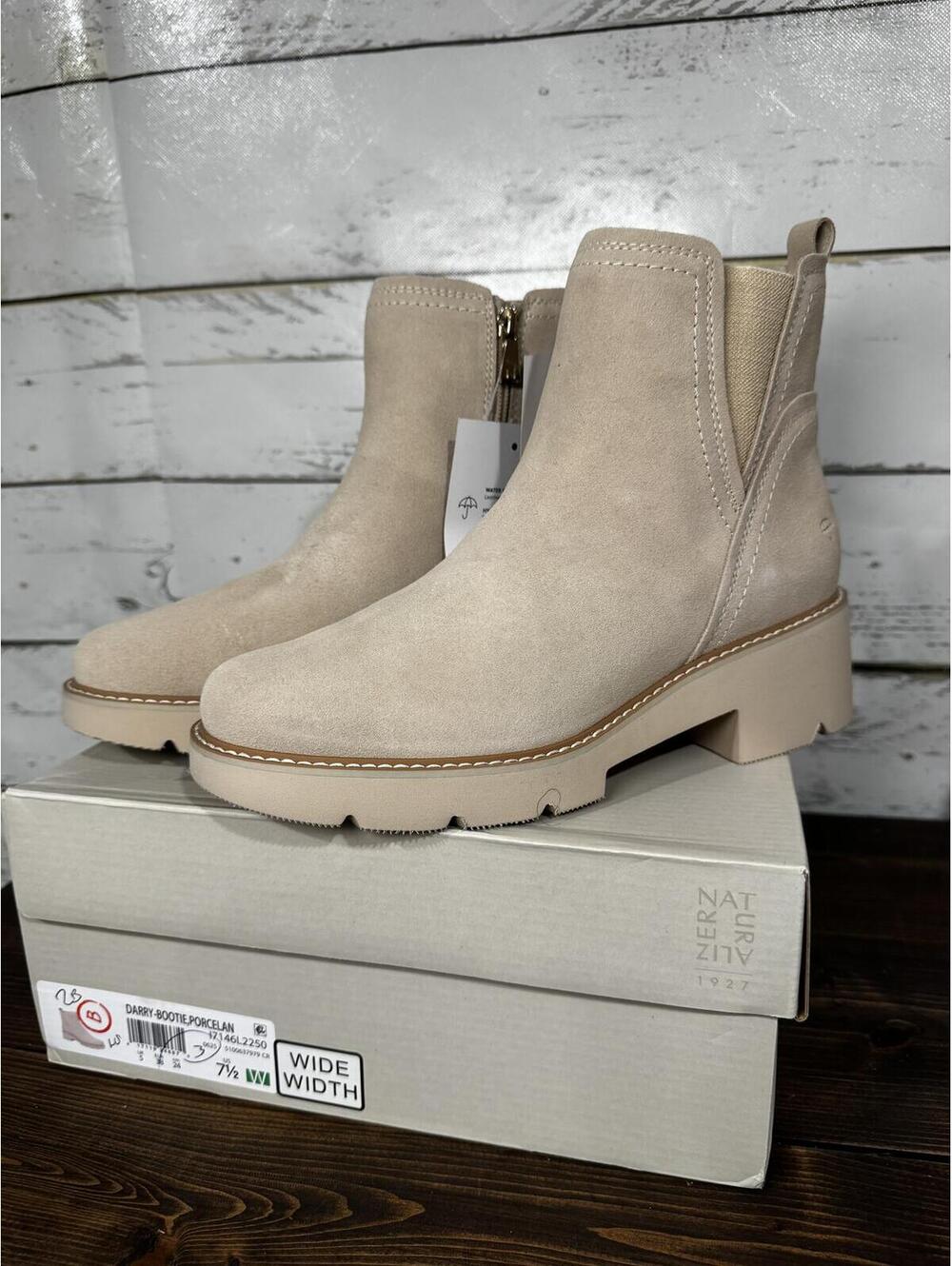 Naturalizer Darry Bootie Water Repellent Ankle Boot Porcelain Women's 7.5W NIB